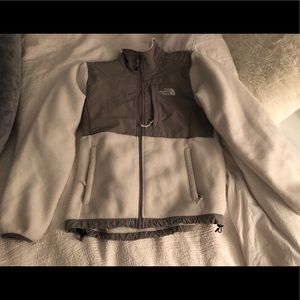 Never worn - North Face Denali Jacket (brand new)